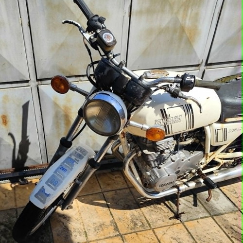 Yamaha XS250 motorcycle used for spare parts 1977-1981