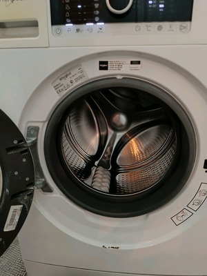 Whirlpool πλυντήριο ρούχων 8 κιλών σαν καινούργιο