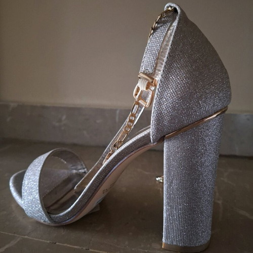 Migato women's metallic sandals like new, size 40