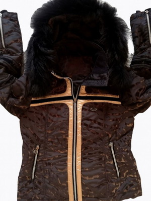 Дамско яке Sportalm като ново с анималистичен принт и пухкава качулка, размер 40