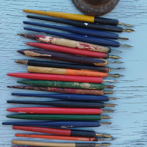 Pens with penholders used, set of 25 pieces