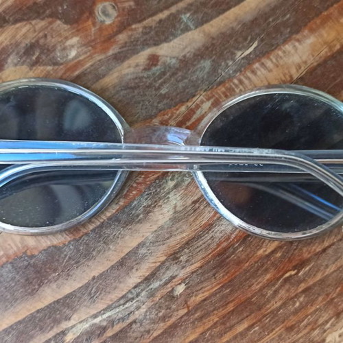Round sunglasses like new with transparent acetate frame