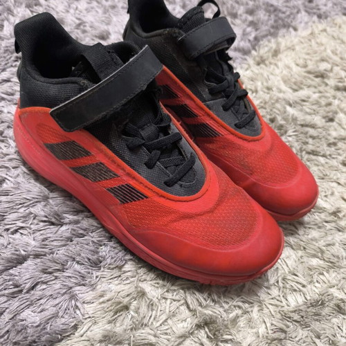Adidas sports shoes for boys, red, size 38