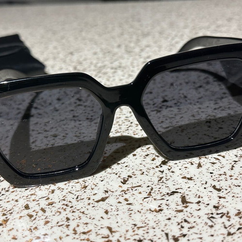Circulr Blanco XL oversized sunglasses like new, black with case