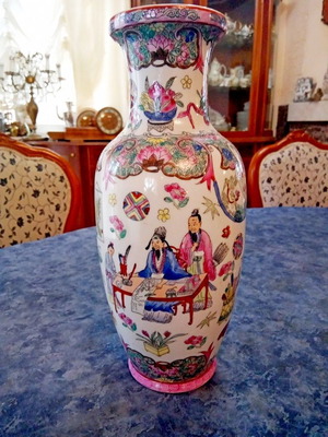 Chinese vase 30 cm