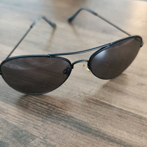 Sunglasses like new, black with case and cleaning cloth
