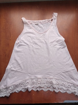 Caramella sleeveless blouse with lace used, pink size M