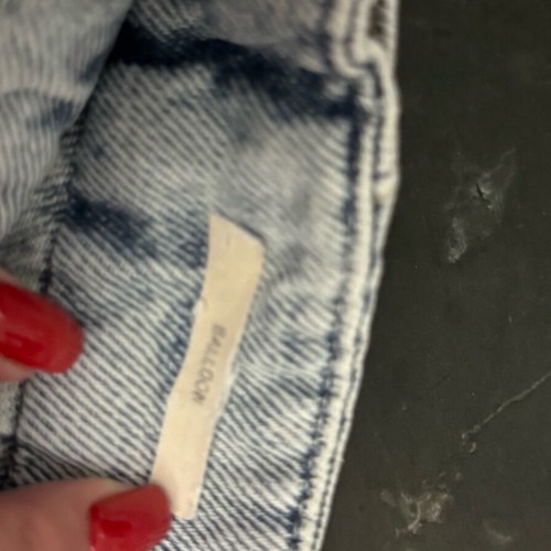 Bershka balloon jeans like new, size 32