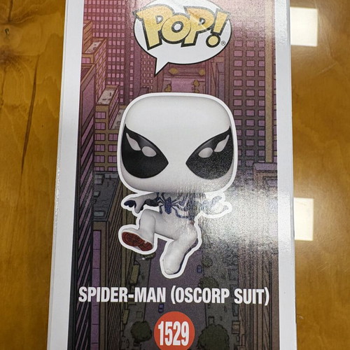 Funko Pop Spider-Man Oscorp Suit 1529 new