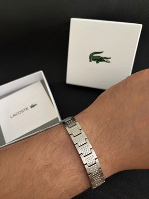 Lacoste bracelet like new, silver color