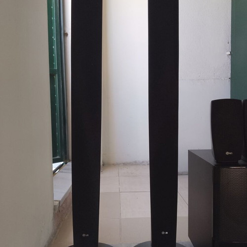 LG DVD Home Cinema σαν καινούργιο με Dolby Surround και οπτική ίνα