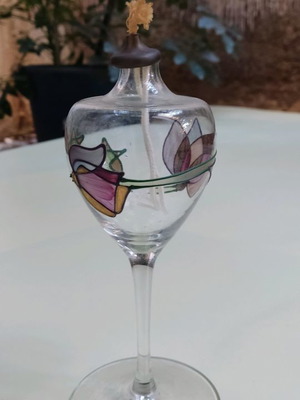 Glass lamp used with embossed vintage design