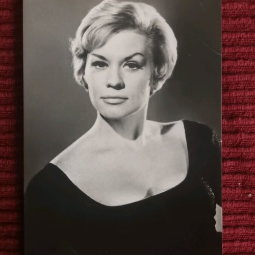 Ingrid Von Bergen postcard photo like new