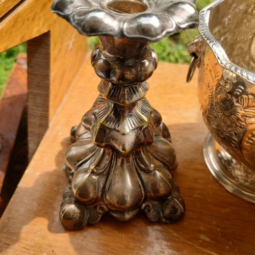 Table set with bowl and two antique silver-plated candlesticks like new