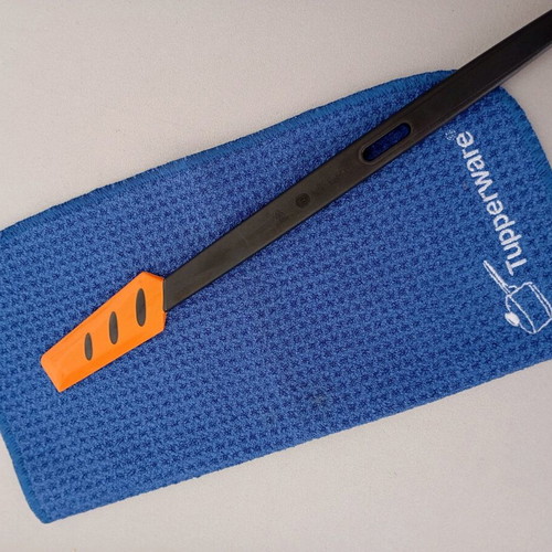 Tupperware Cleaning Cloth and Thin Silicone Spatula Set new