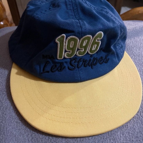 Zara jockey hat new, blue and yellow