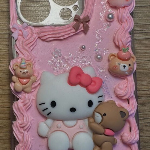 Handmade 15 Pro Hello Kitty case new