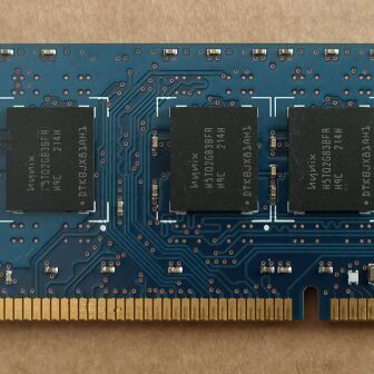 Memory Hynix HMT351U7BFRBC-H9 ECC DDR3 4GB PC3-10600 1333 MHz used