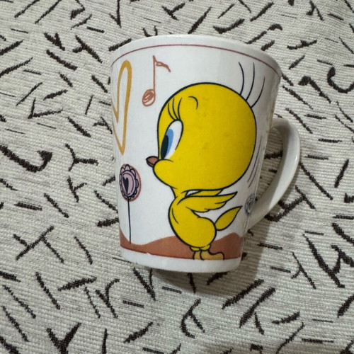 Tweety Mug for Drinks used, genuine