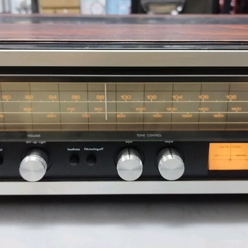 Luxman AR1030 used sound amplifier in very good condition