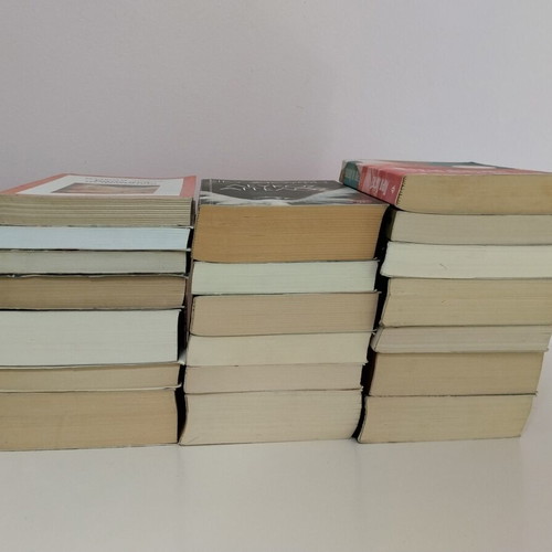 Novels used, set of 20 Greek and foreign authors