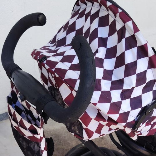 KinderKraft Aveo tricycle stroller used, 9 months to 5 years, black and white