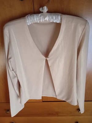 Sarah Lawrence cardigan and top set new, gold size L