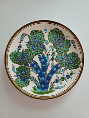 Vintage Dakas Ceramic Wall Plate handmade, like new