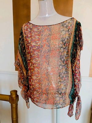 Morgan sheer floral blouse Y2K silk blend, like new
