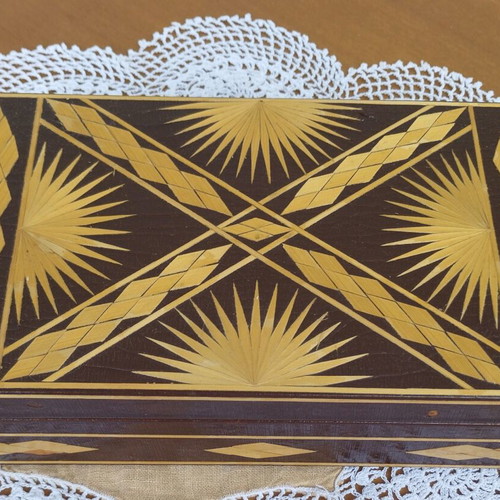 Russian Marquetry Jewelry Box vintage, handmade straw and wood