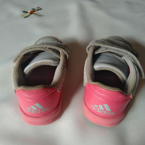 Adidas baby shoes used, size 21