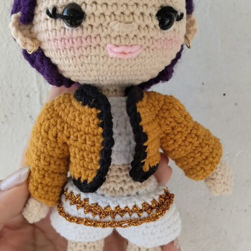 Handmade knitted Rummy Kpop doll new