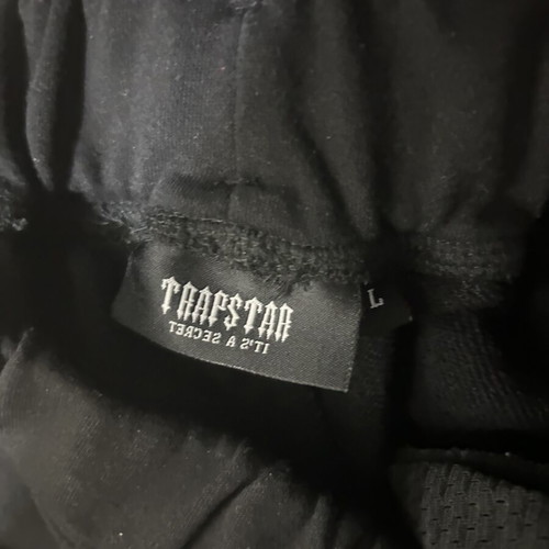 Trapstar shooters shorts used, size large, black