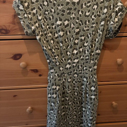 Dress size M like new, colorful