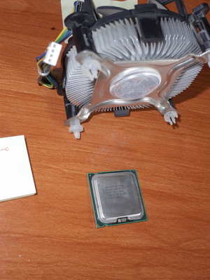 Intel Core 2 Duo E7400 μεταχειρισμένο με ψύκτρα