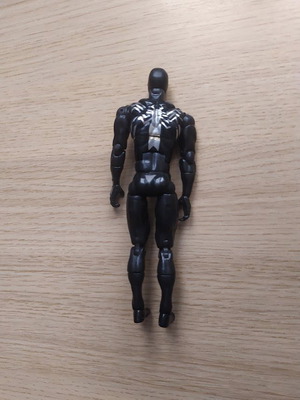 Black Spider-Man figure 15cm used with full equipment and launcher