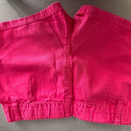 Benetton pink shorts like new for girl 5-6 years old
