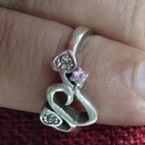 Silver ring 925 with heart design and pink zircon used