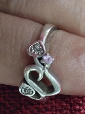 Silver ring 925 with heart design and pink zircon used