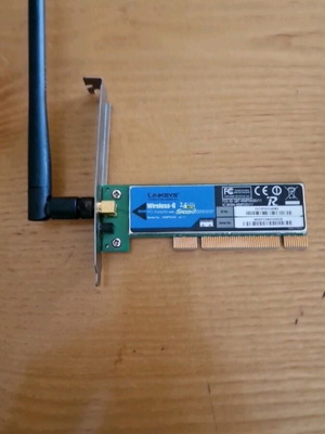 PCI wifi network card 2.4G like new with original CD