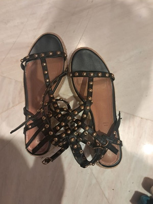 Sandals like new, size 41, black platform style