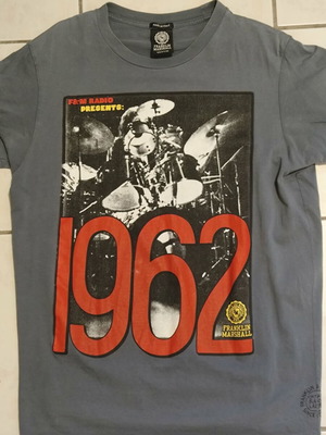 Franklin & Marshall T-Shirt Medium used, vintage style 1962 radio graphic