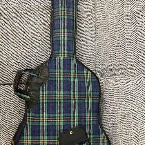 Segovia Session Series classical guitar SC-51 used with case