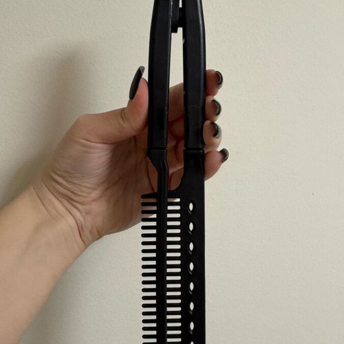 Hair Comb V-Shaped Tool for Straightening and Haircutting New