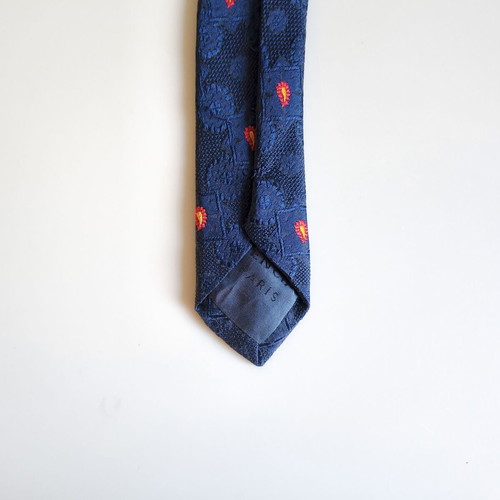 Balenciaga tie 100% silk jacquard with paisley, like new