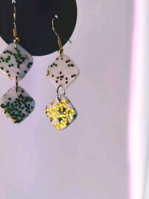 Handmade polymer clay dangle earrings new with glitter