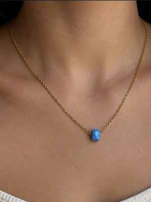 Women's necklace, blue bead