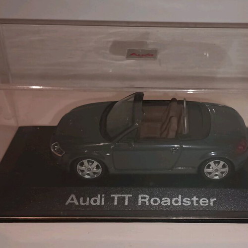 Audi TTS Roadster 1/43 Minichamps σαν καινούργιο, γκρι μεταλλικό