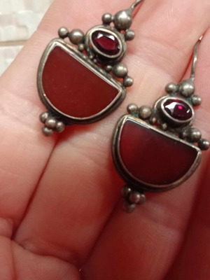 Silver handmade earrings with carnelian stones like new