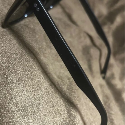 Sunglasses used Cat-Eye oversized polarized lenses with case and chain